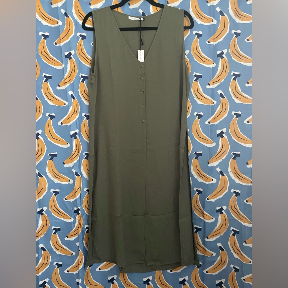 Three Eighty Two - Olive Green Sleeveless Button-Down Top
